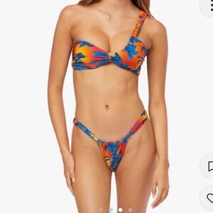 NWT WEWOREWHAT TROPICAL BIKINI set